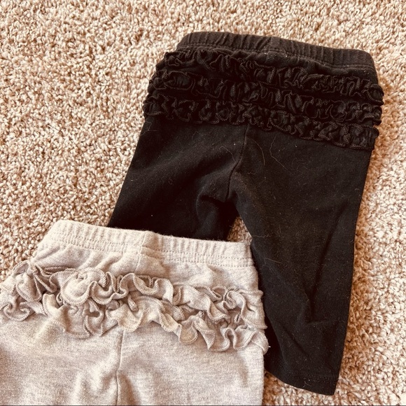 Old Navy | Ruffle Butt Pants Set - Picture 3 of 8